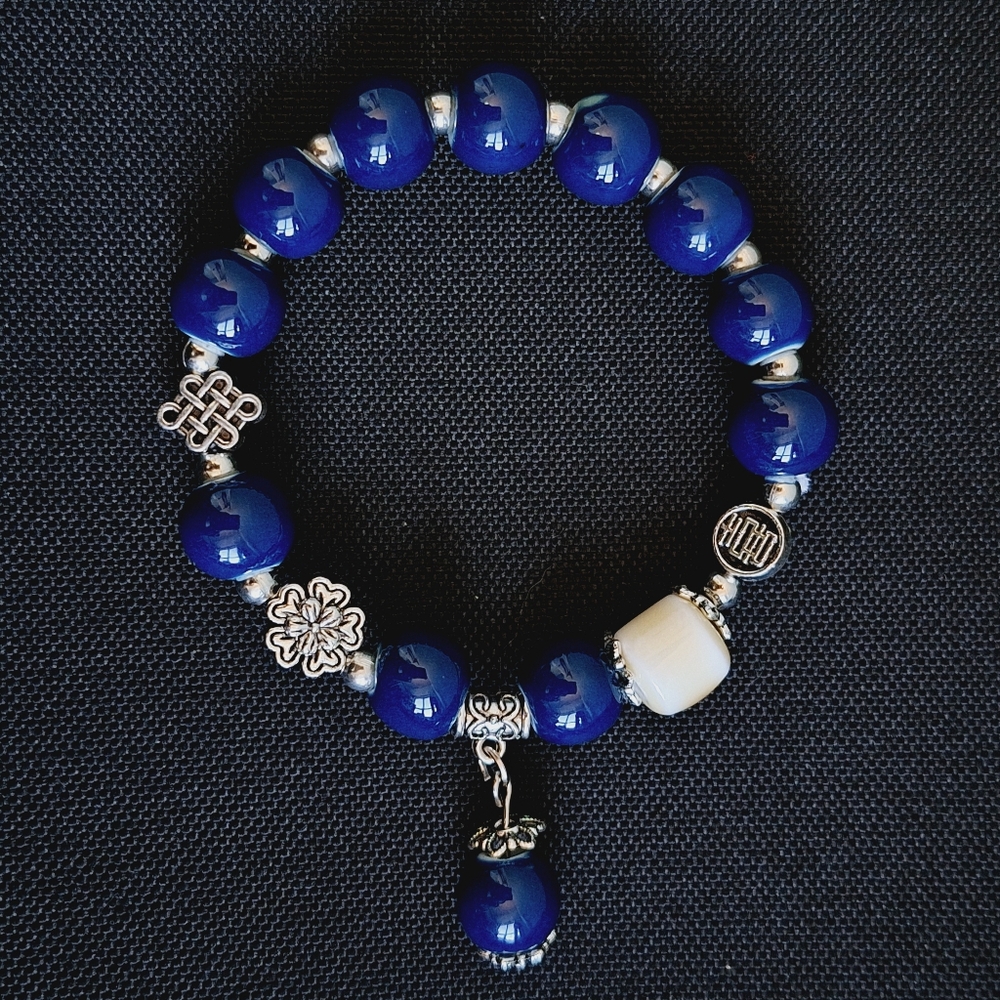 💎 3/$25 Elegant Blue Ceramic Beaded Bracelet with Silver Accents